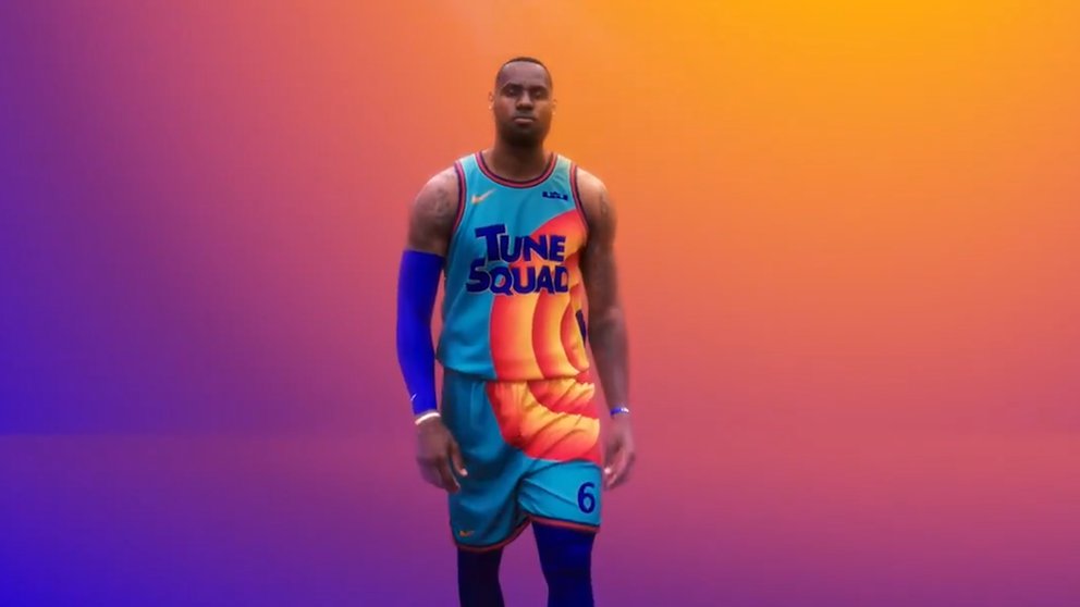 spacejam pelicula lebron james