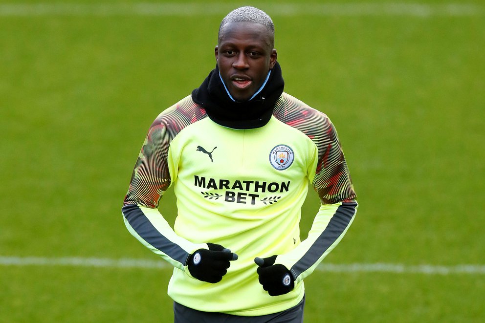 Mendy violación