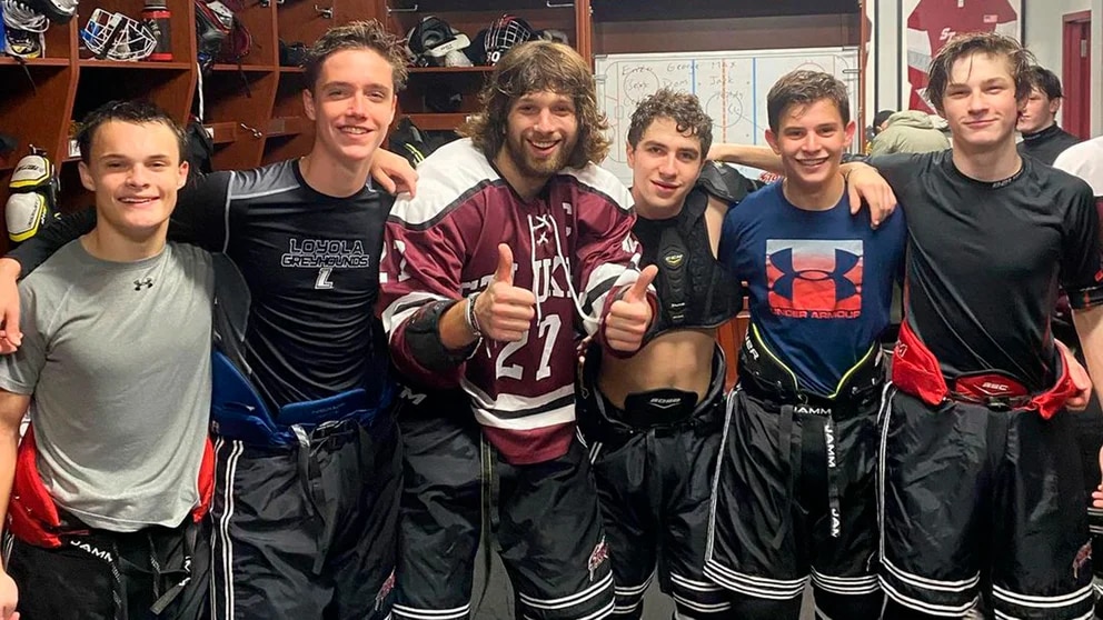 jugador hockey degollado