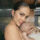 Greeicy Rendón publica tiernas fotos amamantando a su hijo, Kai, y le llueven elogios