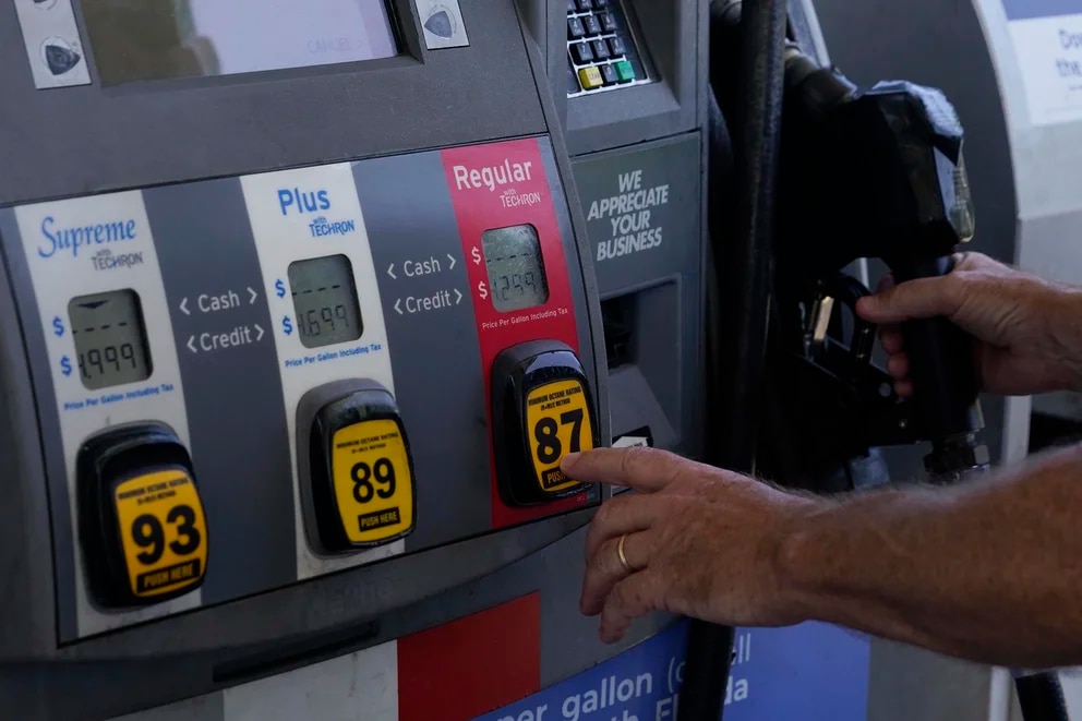 Gasolina dólares