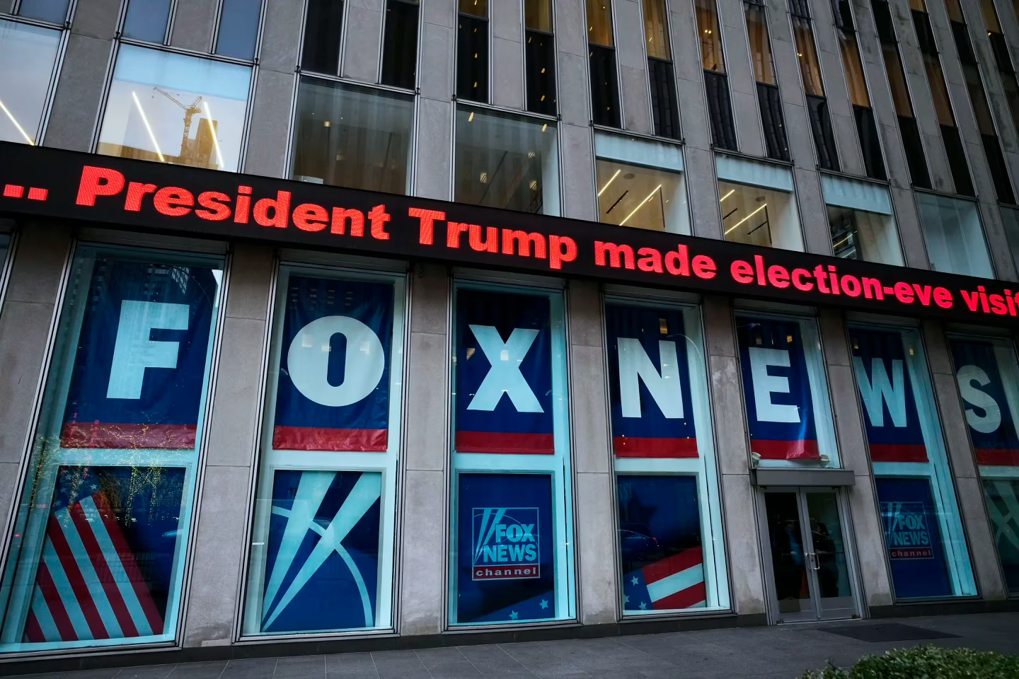 tucker Carlson fox